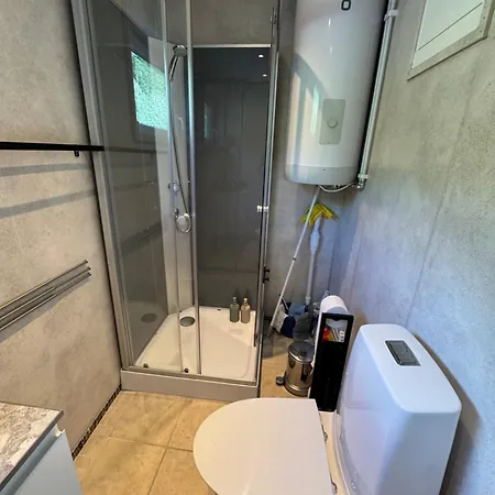 펜션 The Container House
